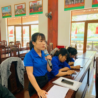 <a href="/tin-tuc-su-kien/thong-tin-kinh-te-chinh-tri-xa-hoi" title="TIN HOẠT ĐỘNG ĐẢNG UỶ XÃ" rel="dofollow">Hoạt động lãnh đạo</a>