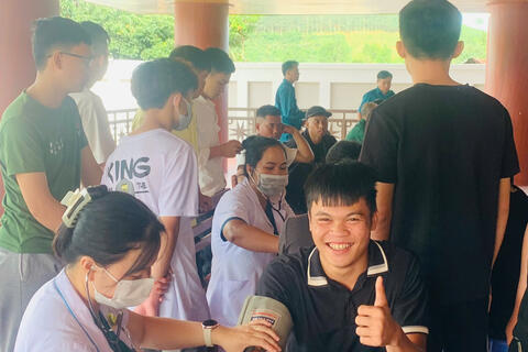 Thanh niên Pờ Y, hăng hái đăng ký nghĩa vụ lần đầu  và khám sơ tuyển nghĩa vụ quân sự năm 2024